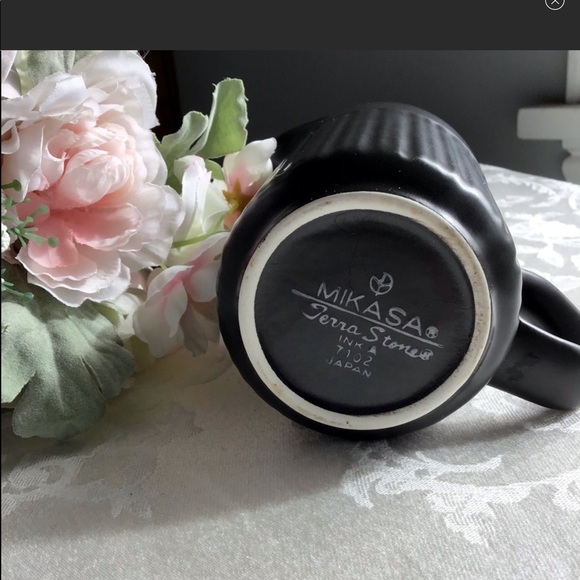 Vintage Rare 1960’s Mikasa Terra Stone Ink Black Creamer Pitcher and Sugar Bowl - Picture 6 of 11